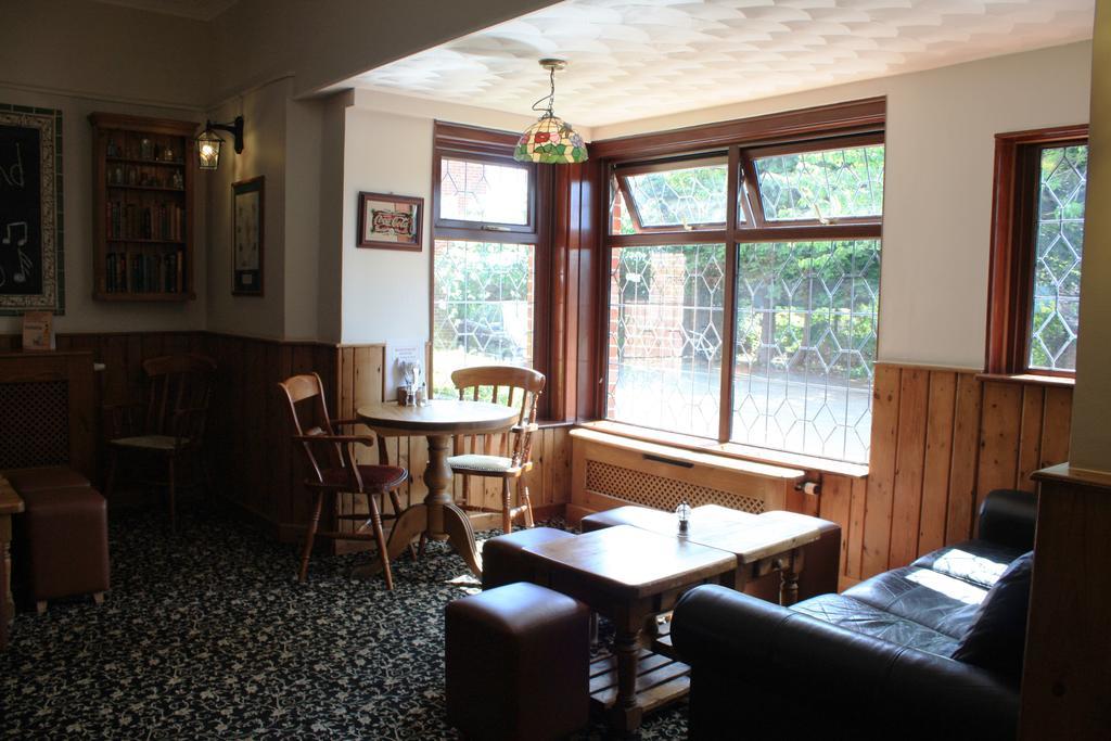 Bridgemary Manor Hotel & Pub Gosport Eksteriør billede