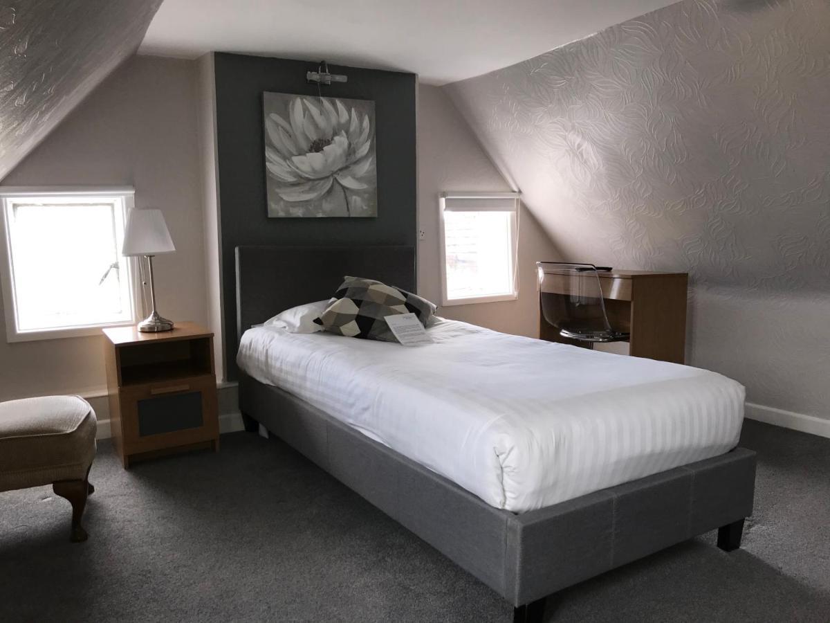 Bridgemary Manor Hotel & Pub Gosport Eksteriør billede